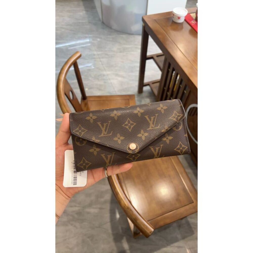 Louis Vuitton Women Pre-Loved Bag Very Good Condition